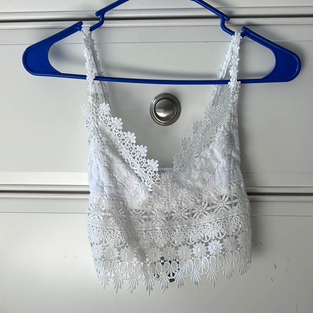 Olivaceous White Lace Crop Camisole